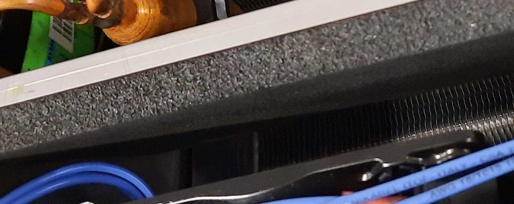 LG02 – Gruppo di raffreddamento di precisione per macchine industriali e di laboratorio